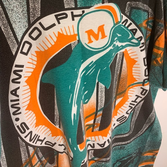 Vintage 90s single stitch Miami dolphins aop graphic shirt - Picture 2 of 6